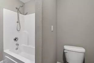 9150 Ridge Dr, Navarre, FL 32566 - Photo 43