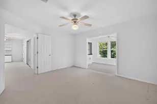 1538 Glenlake Cir, Niceville, FL 32578 - Photo 47