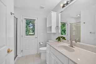 1538 Glenlake Cir, Niceville, FL 32578 - Photo 37