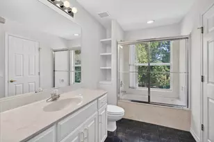 1538 Glenlake Cir, Niceville, FL 32578 - Photo 53