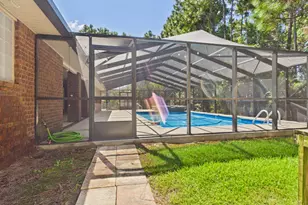 2021 Pelican Ln, Navarre, FL 32566 - Photo 21