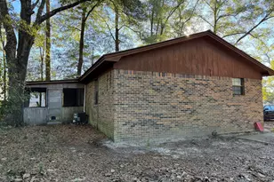 285 Loftin St, Defuniak Springs, FL 32435 - Photo 3