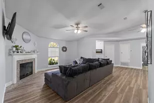 5732 Dove Dr, Pace, FL 32571 - Photo 7