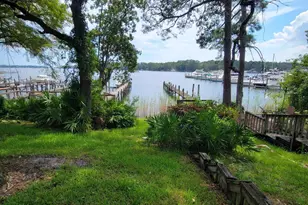 104 Regatta Dr, Niceville, FL 32578 - Photo 3