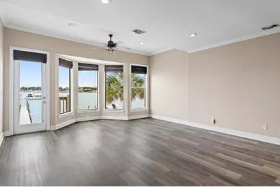 365 Gulf Shore Drive #UNIT 5, Destin, FL 32541 - Photo 3