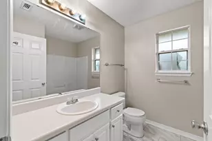 434 Pristine Water Ln, Mary Esther, FL 32569 - Photo 21