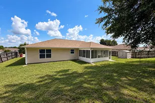 247 Trish Dr, Crestview, FL 32536 - Photo 5