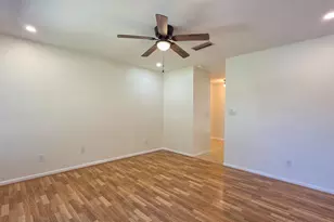 371 NW Oakland Circle, Fort Walton Beach, FL 32548 - Photo 5