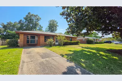 371 NW Oakland Circle, Fort Walton Beach, FL 32548 - Photo 1