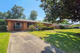 371 NW Oakland Circle, Fort Walton Beach, FL 32548 - Photo 1