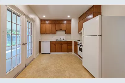 371 NW Oakland Circle, Fort Walton Beach, FL 32548 - Photo 7