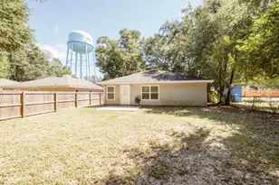 401 E Field Ave, Crestview, FL 32539 - Photo 25