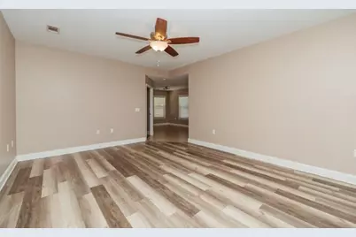 401 E Field Avenue, Crestview, FL 32539 - Photo 5