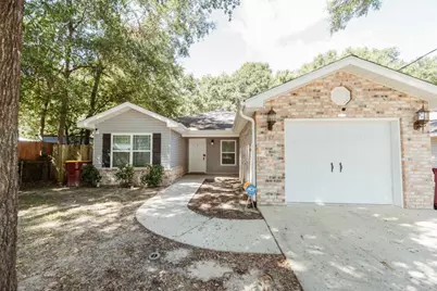 401 E Field Avenue, Crestview, FL 32539 - Photo 1