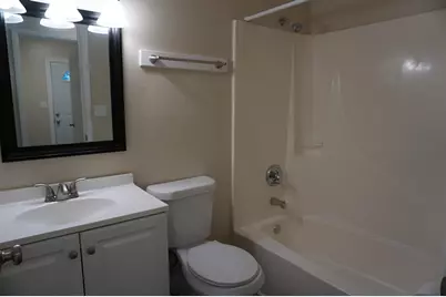 811 Airport Road #Unit C, Destin, FL 32541 - Photo 9