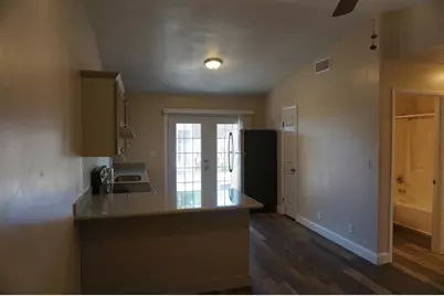 811 Airport Road #Unit C, Destin, FL 32541 - Photo 5