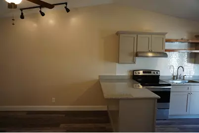 811 Airport Road #Unit C, Destin, FL 32541 - Photo 3