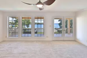 217 NE Yacht Club Dr, Fort Walton Beach, FL 32548 - Photo 25