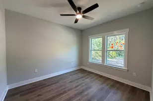 316 Boxer Ave, Niceville, FL 32578 - Photo 3