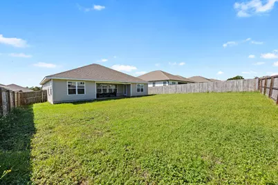 5560 Guinevere Lane, Milton, FL 32583 - Photo 33