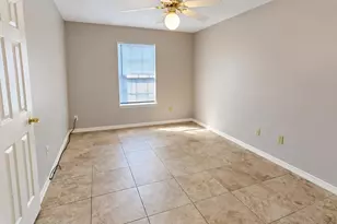 6905 Sea Turtle Circle, Navarre, FL 32566 - Photo 5