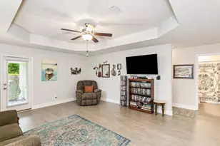 814 W Gregory St, Pensacola, FL 32502 - Photo 13