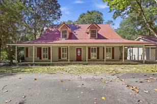 2272 Spring Lake Rd, Defuniak Springs, FL 32433 - Photo 1