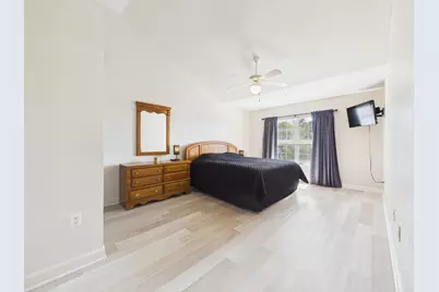 4276 Calinda Lane #APT 158, Niceville, FL 32578 - Photo 11