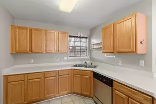 950 Pacific Silver Ct, Fort Walton Beach, FL 32547 - Photo 17