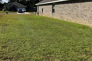 5149 Gaineswood Dr, Milton, FL 32583 - Photo 9