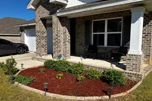 5149 Gaineswood Dr, Milton, FL 32583 - Photo 1
