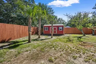 3002 Crittenden Dr, Navarre, FL 32566 - Photo 35