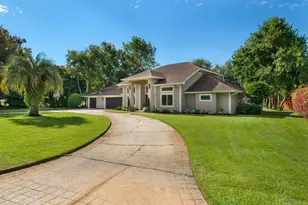 4246 Bobcat Cove, Niceville, FL 32578 - Photo 3