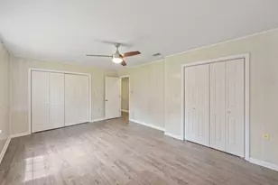 727 Wrights Creek Rd, Caryville, FL 32427 - Photo 21