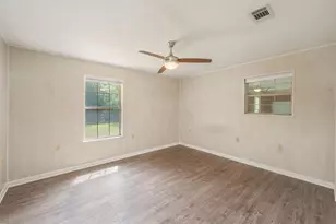 727 Wrights Creek Rd, Caryville, FL 32427 - Photo 27