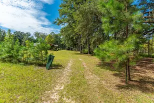 727 Wrights Creek Rd, Caryville, FL 32427 - Photo 51