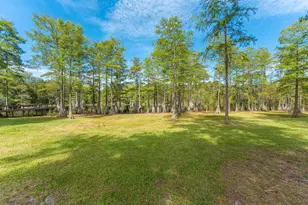 727 Wrights Creek Rd, Caryville, FL 32427 - Photo 47