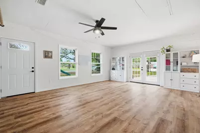 233 NW Pleasant Street, Fort Walton Beach, FL 32548 - Photo 29