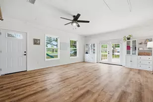 233 NW Pleasant St, Fort Walton Beach, FL 32548 - Photo 29