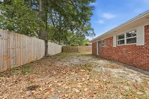 233 NW Pleasant St, Fort Walton Beach, FL 32548 - Photo 49