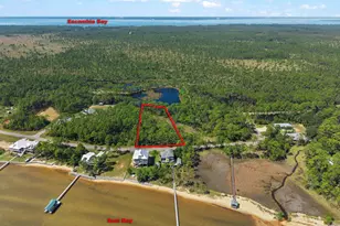 1187 Oyster Bay Dr, Milton, FL 32583 - Photo 1