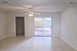 2 NW Cinderella Ln, Fort Walton Beach, FL 32547 - Photo 3