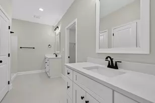 11 NW Comet St, Fort Walton Beach, FL 32548 - Photo 35