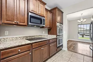 3060 Crown Creek Cir, Crestview, FL 32539 - Photo 11