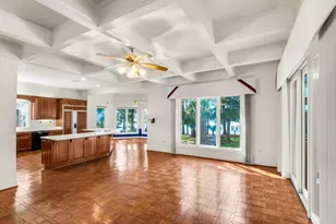 2422 Edgewater Dr, Niceville, FL 32578 - Photo 35