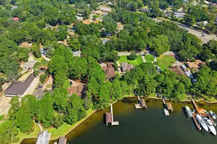 2422 Edgewater Dr, Niceville, FL 32578 - Photo 87