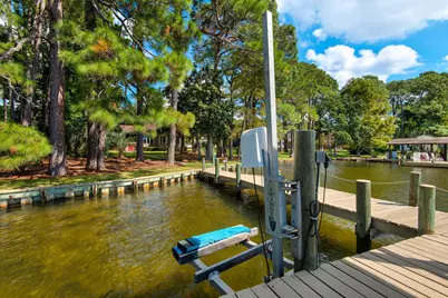 2422 Edgewater Drive, Niceville, FL 32578 - Photo 79