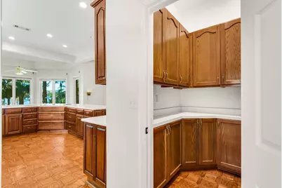 2422 Edgewater Drive, Niceville, FL 32578 - Photo 33