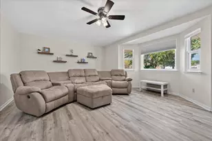 631 Manchester Rd, Fort Walton Beach, FL 32547 - Photo 5