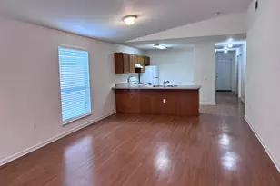 64 7th Ave, Shalimar, FL 32579 - Photo 3